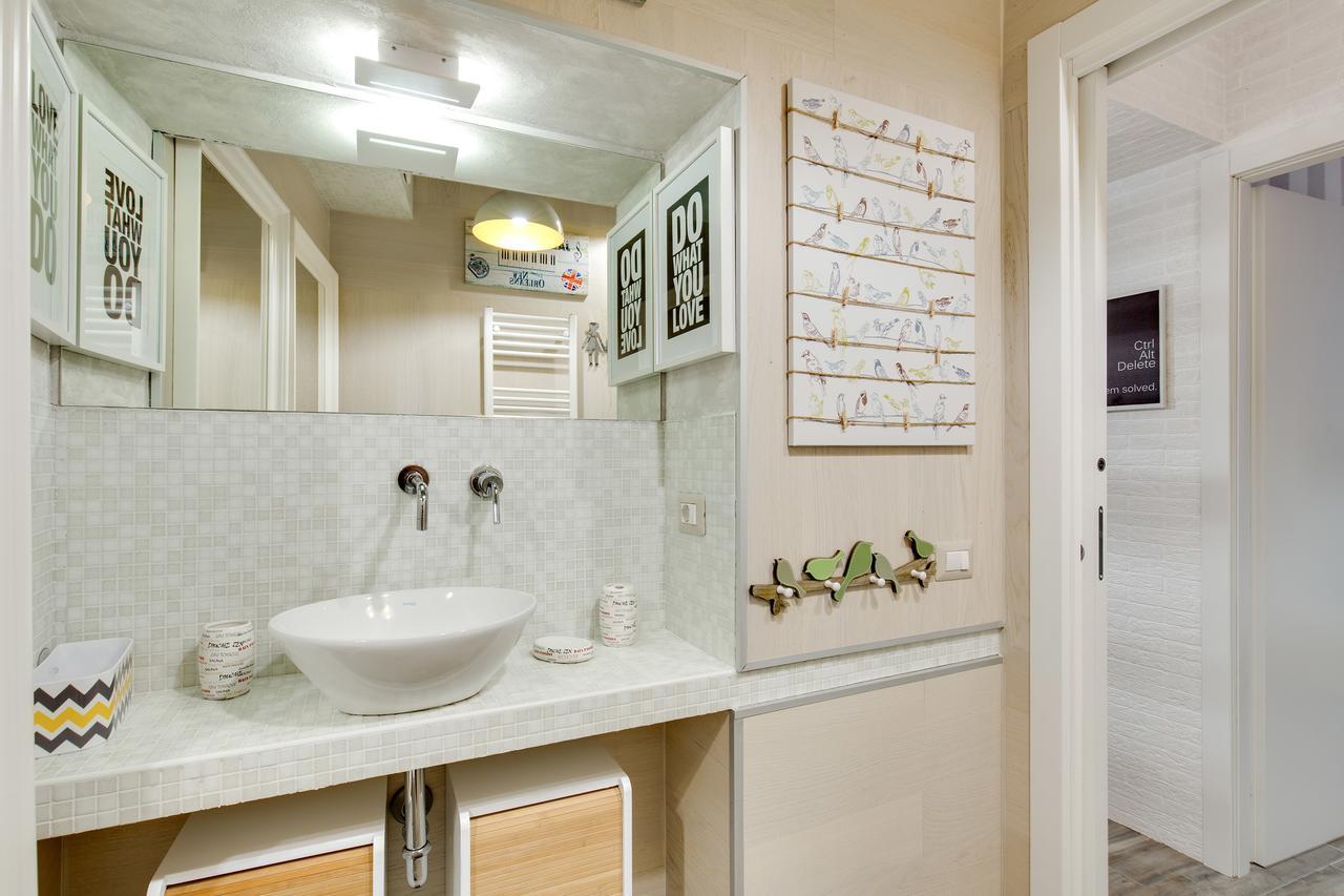 Rome As You Feel - Design Apartment At Colosseum Esterno foto